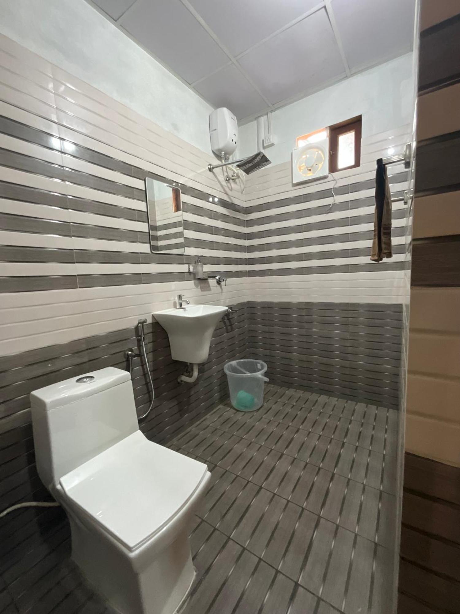 Vrindavan Homestay Mundrothuruth Exterior foto